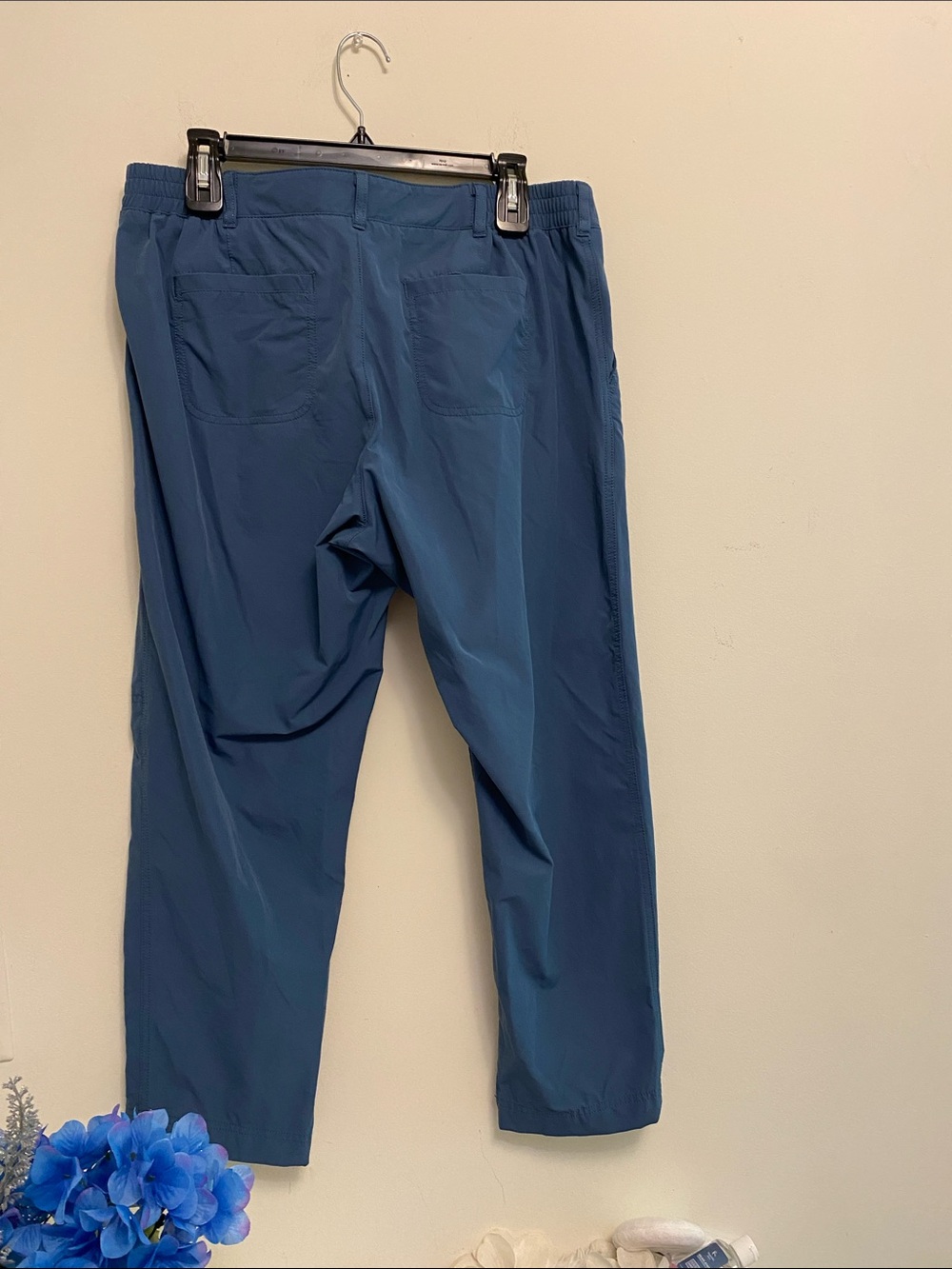 Kirkland Signature teal Blue Cargo Pants - Picture 5 of 6